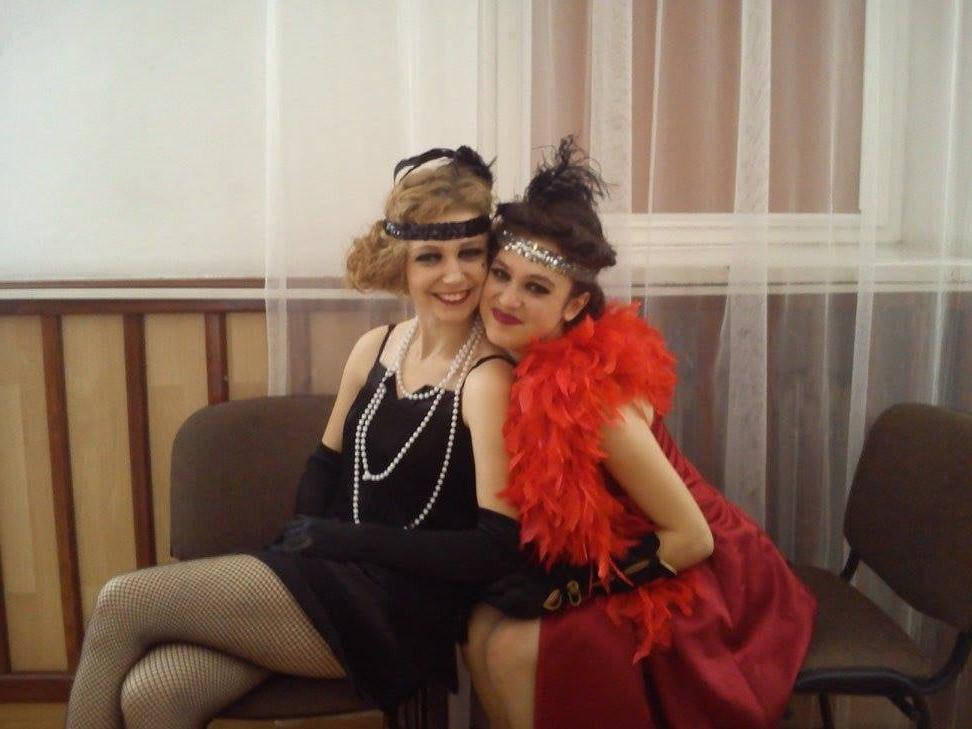 25P sexy females in tights pantyhose nylons 123
