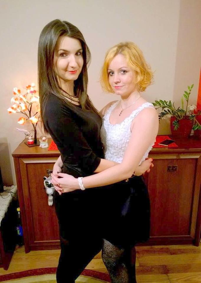 25P sexy females in tights pantyhose nylons 123