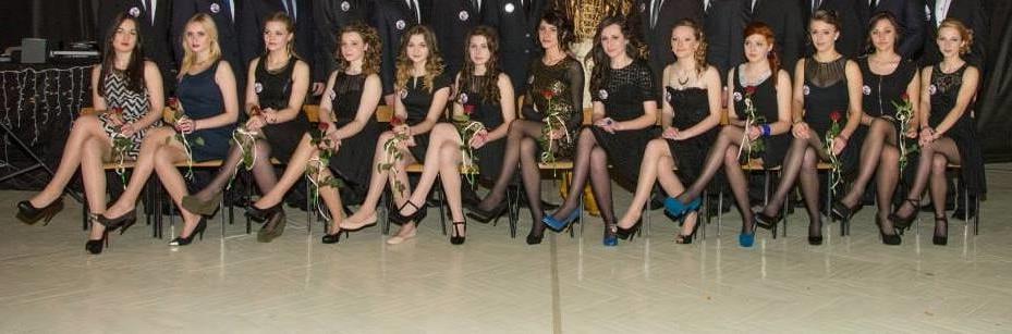 25P sexy females in tights pantyhose nylons 123