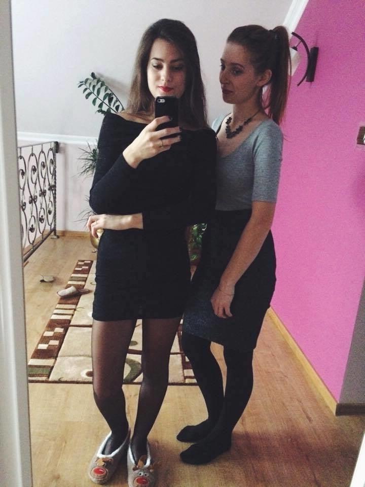 25P sexy females in tights pantyhose nylons 123
