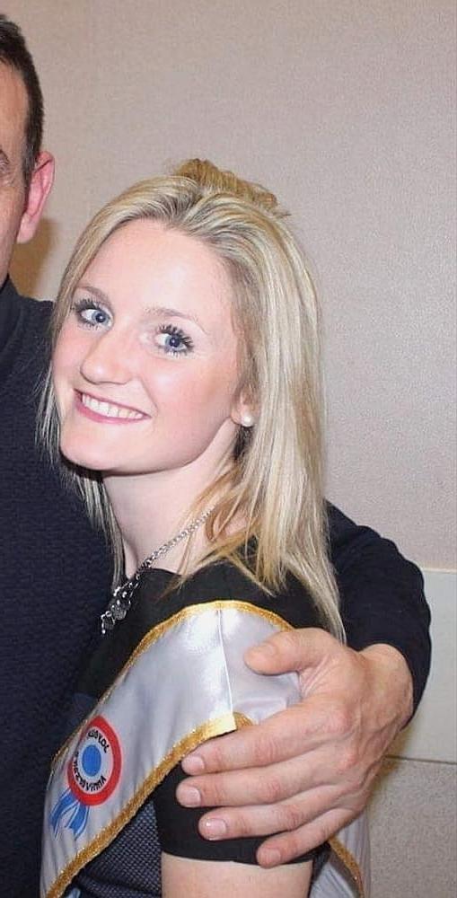 7P LAURINE 20 Y FRENCH WHORE