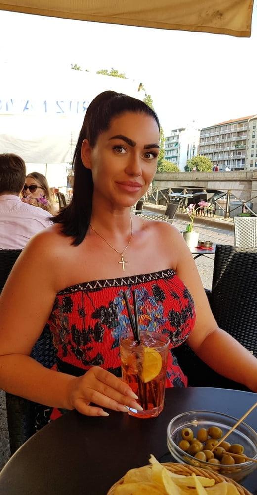 25P Me Horny in Holidays