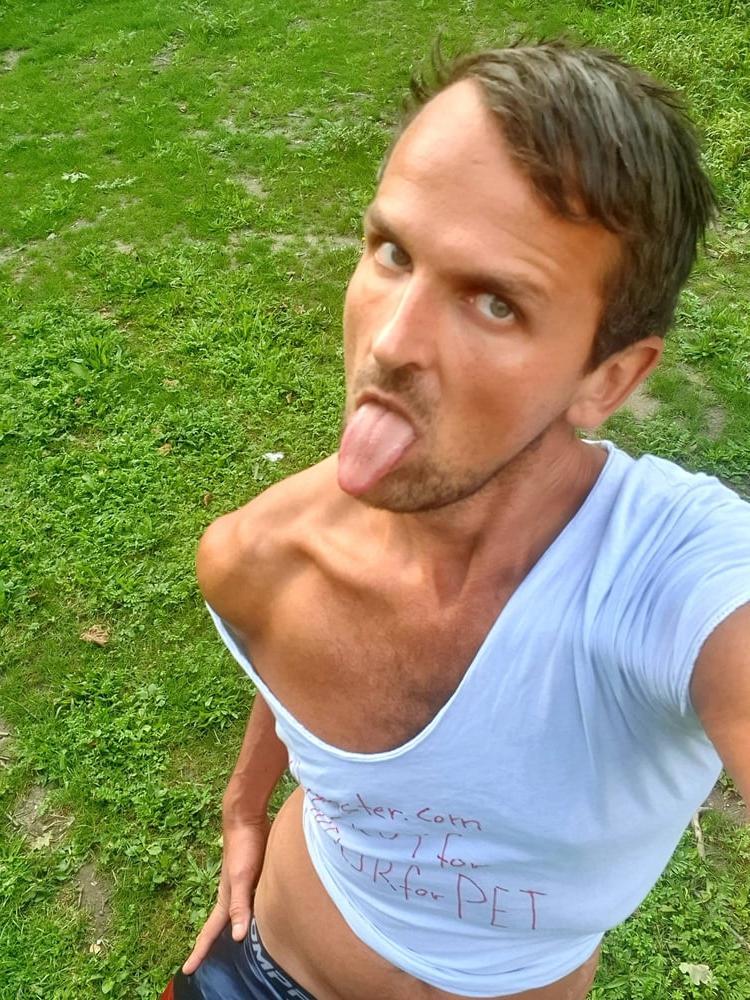 25P Slutboybencam4: Sexy Brainfukked Pig Pet  Outdoor Exposure