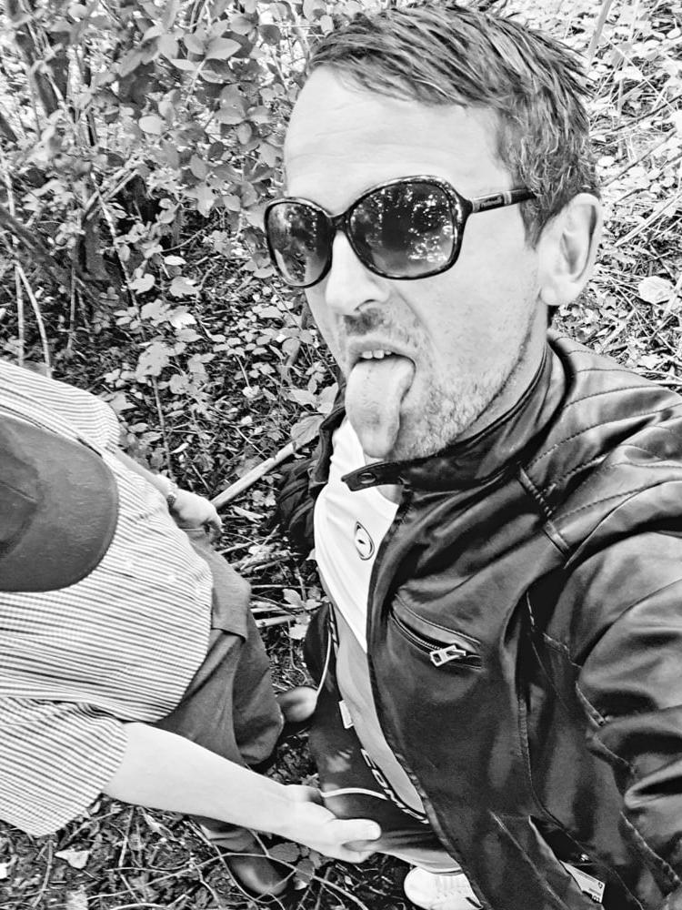 25P Slutboybencam4: Sexy Brainfukked Pig Pet  Outdoor Exposure