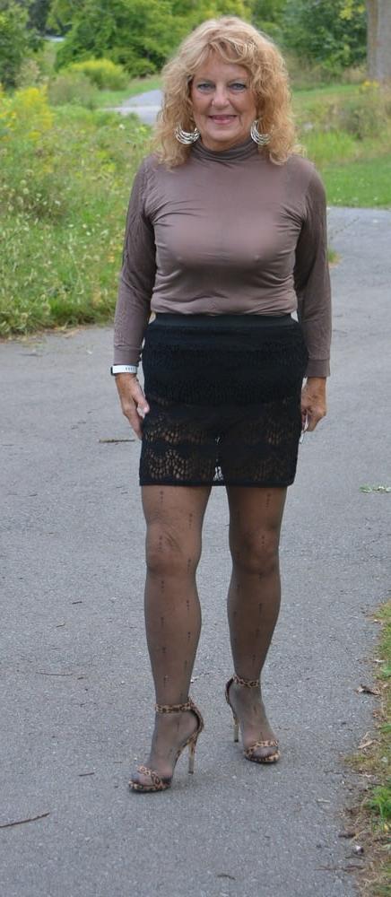 19P Pantyhose for a Change