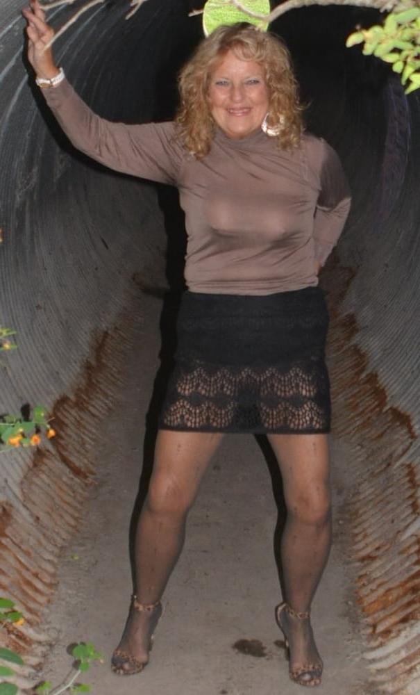 19P Pantyhose for a Change