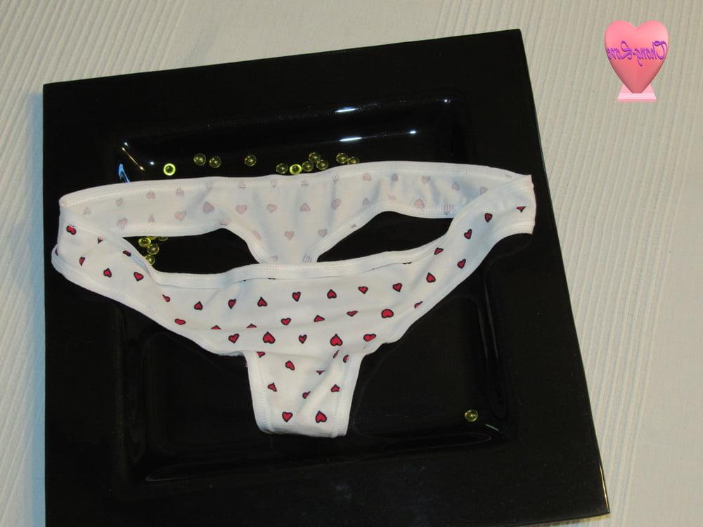 18P My sexy sisters little thongs