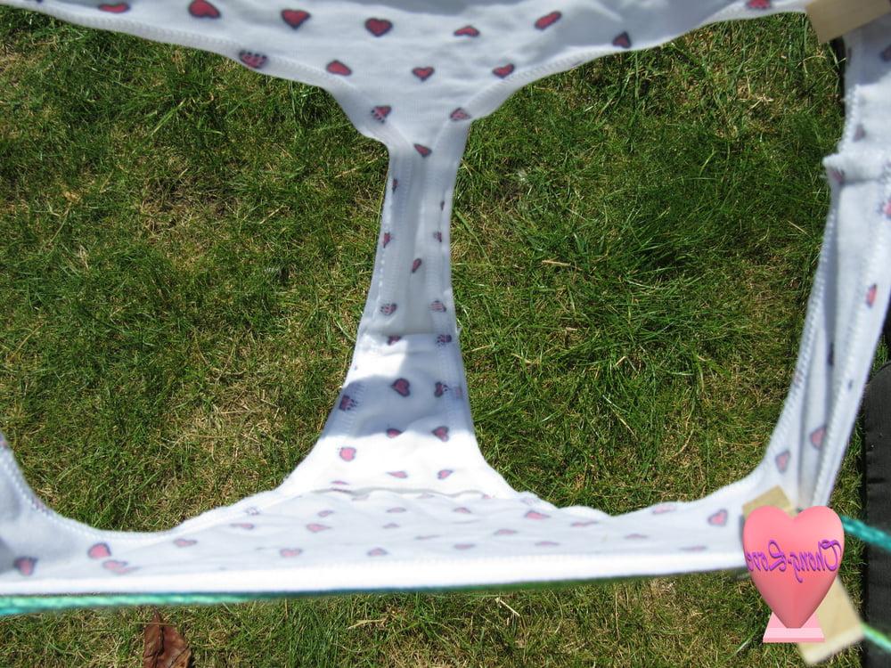 18P My sexy sisters little thongs