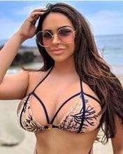 25P big breasts in swimwear 10