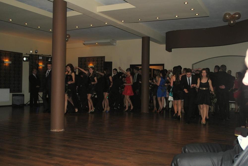 25P sexy females in tights pantyhose nylons 122