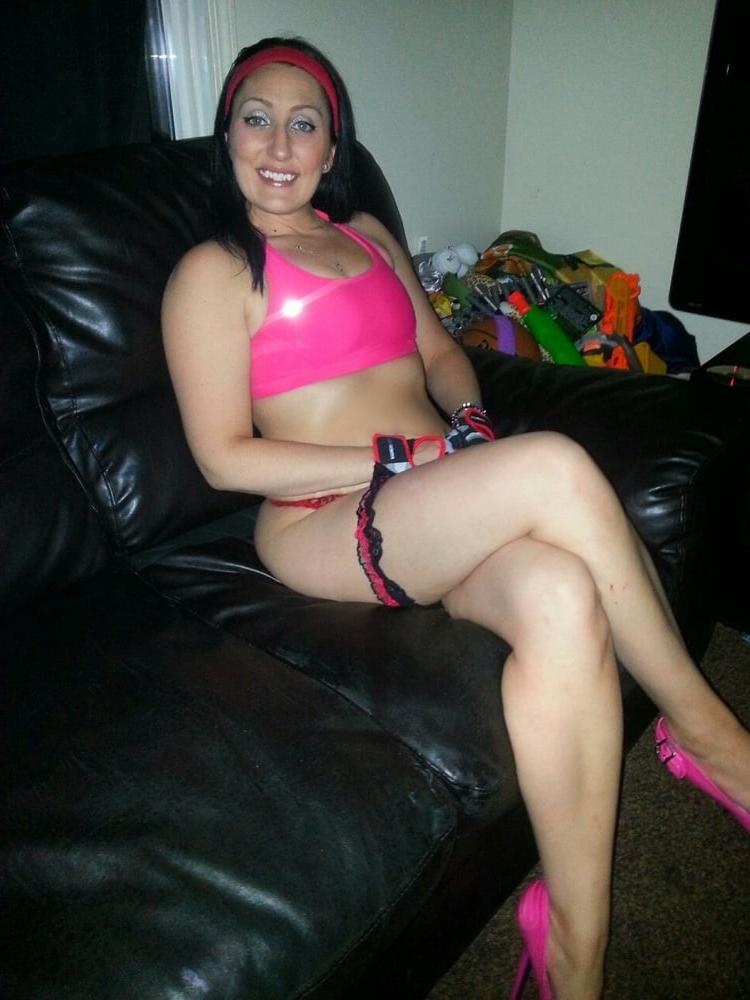 25P Candid Sandra Hot sexy PAWG MILF in high heels