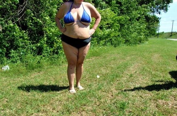 25P sexy matures, curvy, and BBWs in swim suits