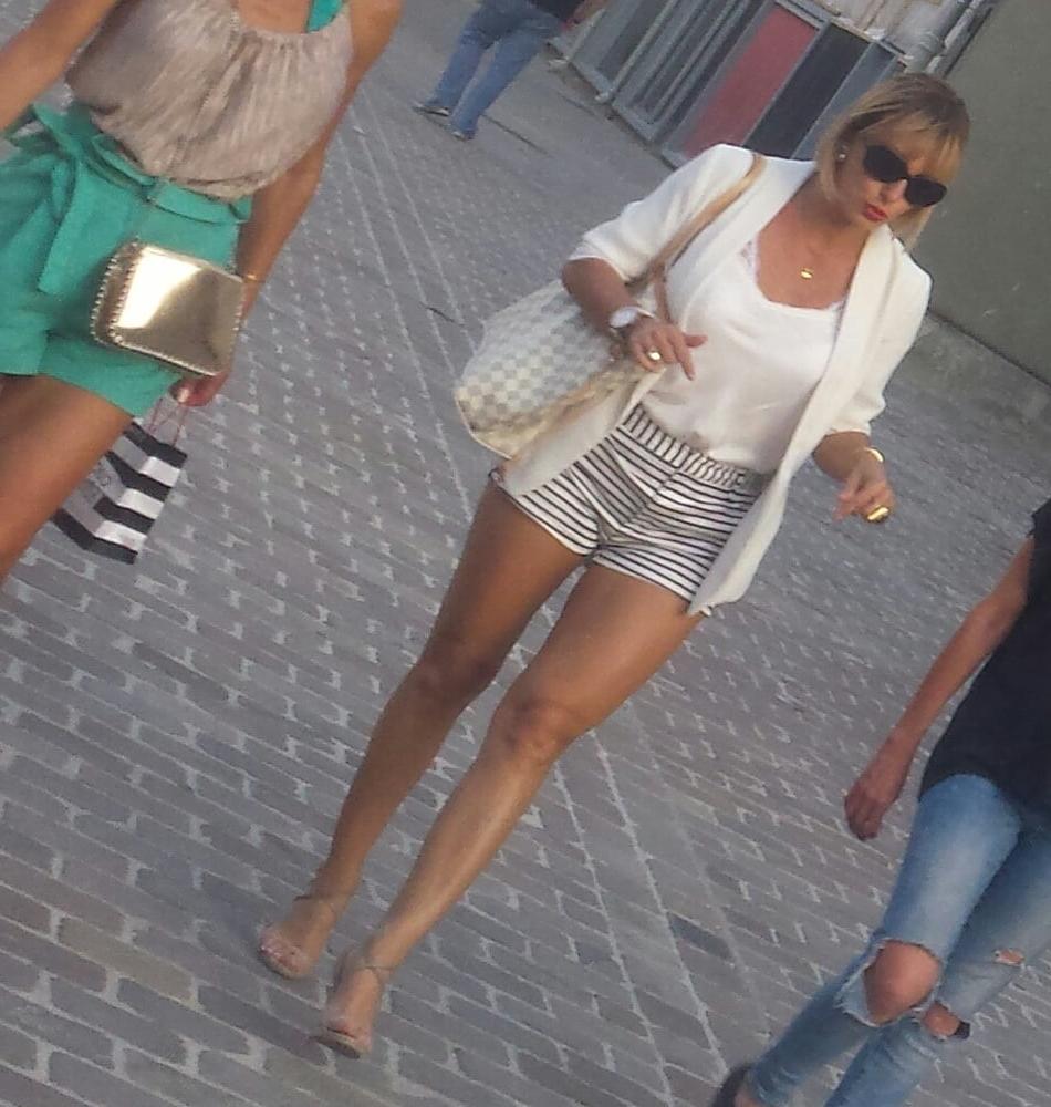 9P sexy milf mini short long legs high heels so hot