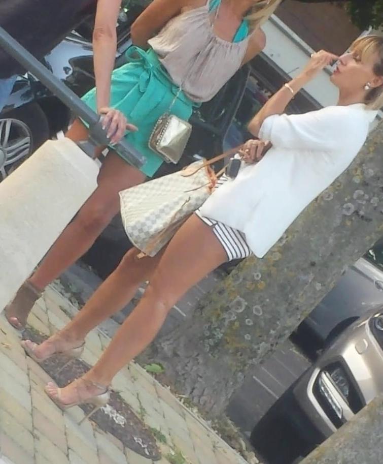 9P sexy milf mini short long legs high heels so hot
