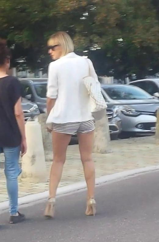9P sexy milf mini short long legs high heels so hot