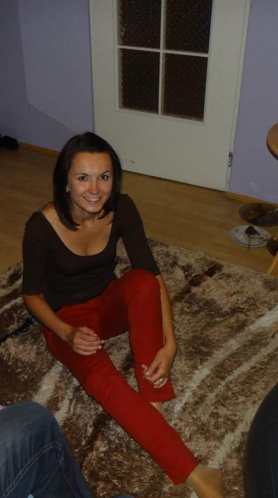 25P sexy females in tights pantyhose nylons 121