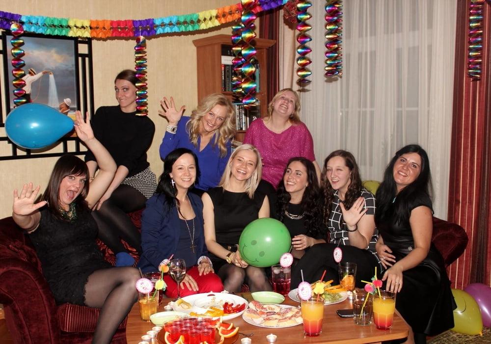 25P sexy females in tights pantyhose nylons 121