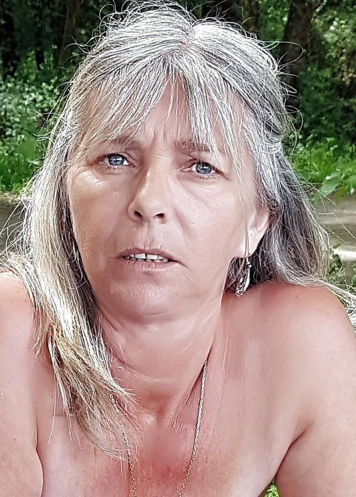 25P Busty Slut Andjala