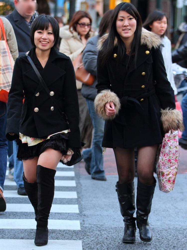 25P Street Pantyhose - Real Life Asian Cunts in Tights