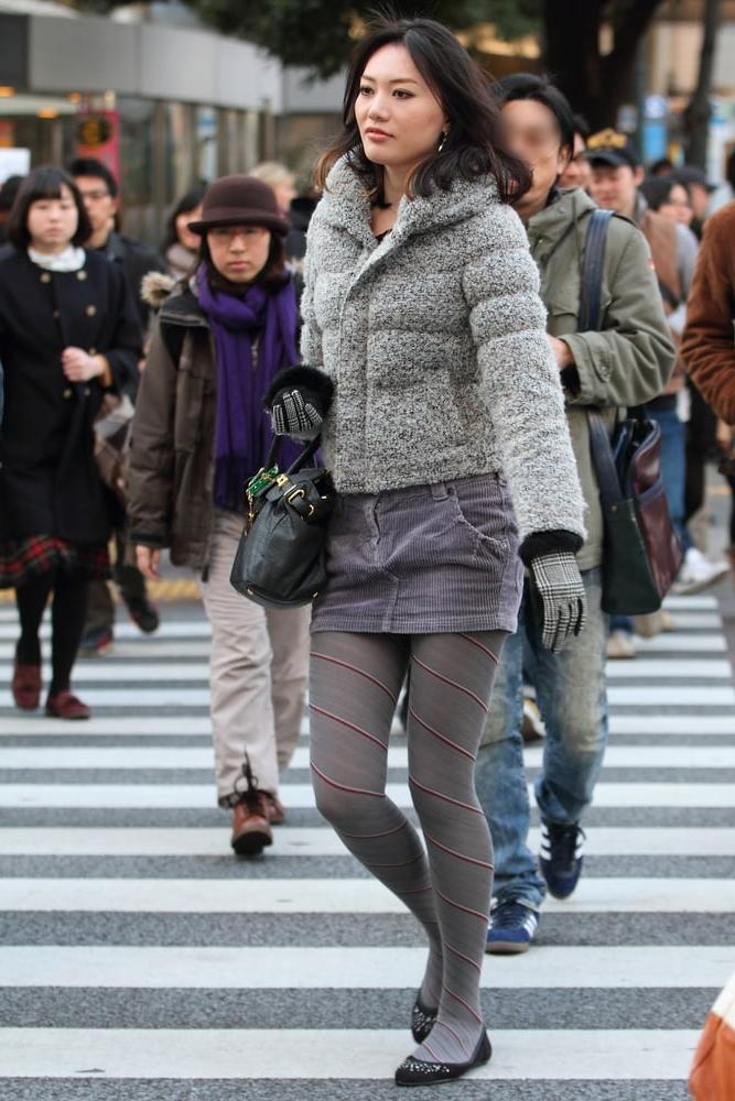 25P Street Pantyhose - Real Life Asian Cunts in Tights