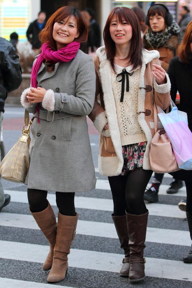 25P Street Pantyhose - Real Life Asian Cunts in Tights