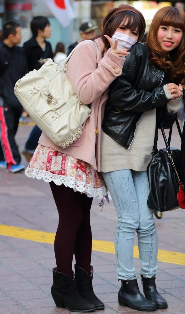 25P Street Pantyhose - Real-Life Asian Cunts in Tights