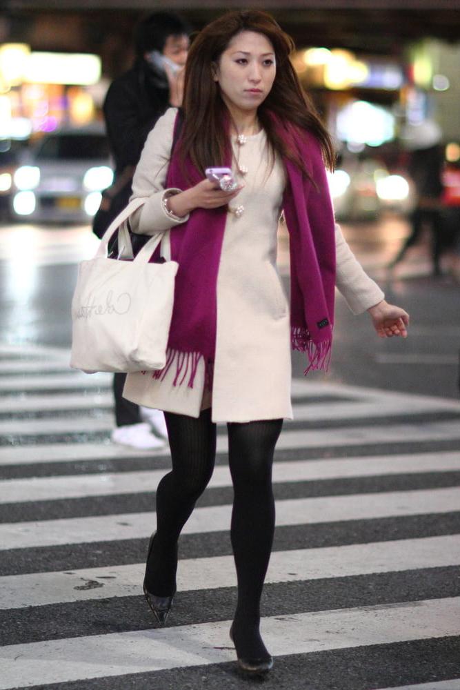 25P Street Pantyhose - Real-Life Asian Cunts in Tights