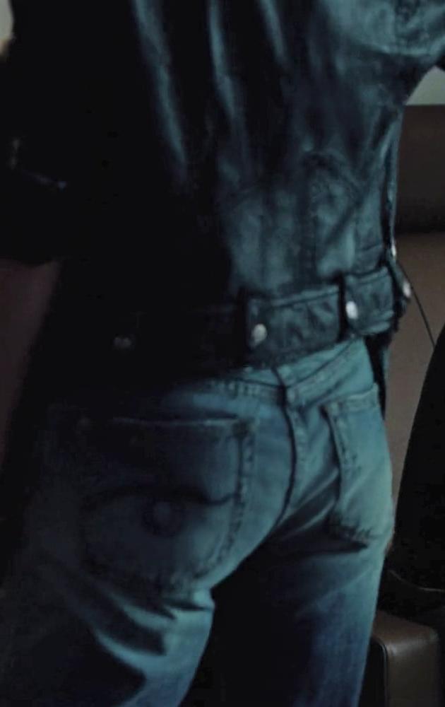11P NATALIE PORTMAN TIGHT LITTLE ASS