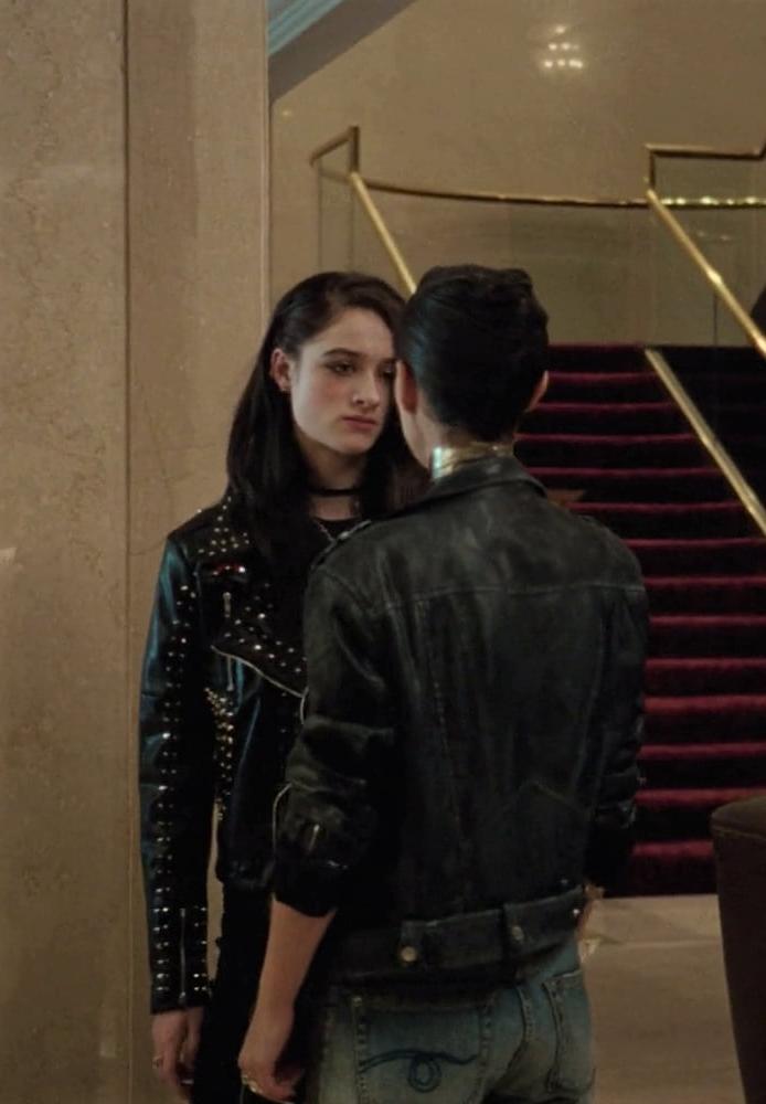 11P NATALIE PORTMAN TIGHT LITTLE ASS