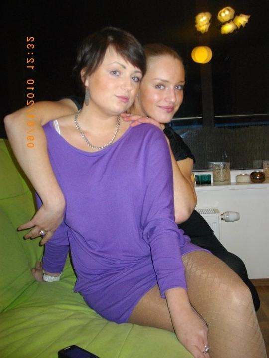 25P sexy females in tights pantyhose nylons 119