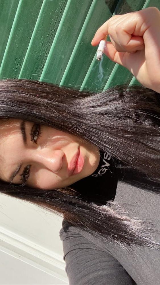 25P Anna Pepe sexy teen girl