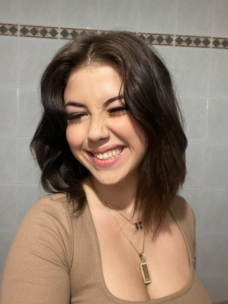 25P Anna Pepe sexy teen girl