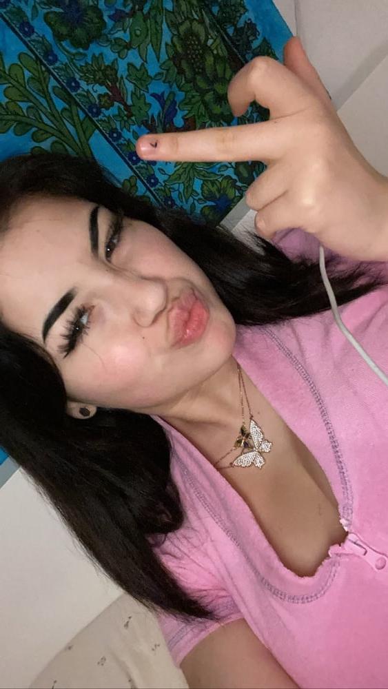 25P Anna Pepe sexy teen girl