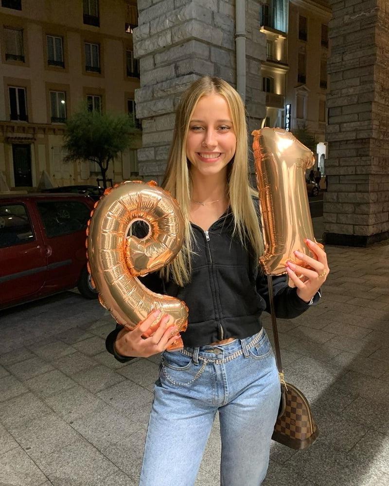 13P lLIZA 19 Y FRENCH WHORE FROM PARIS