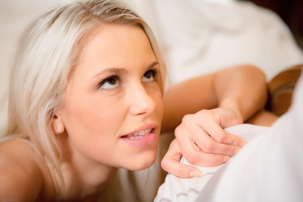 25P Little blonde whore