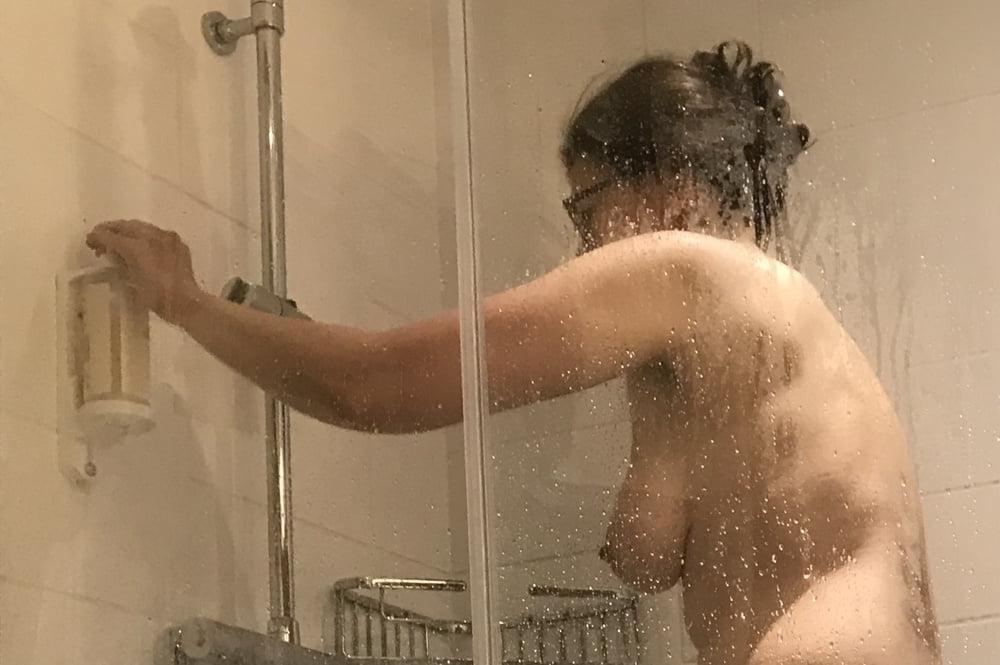 11P FRENCH MATURE WHORE