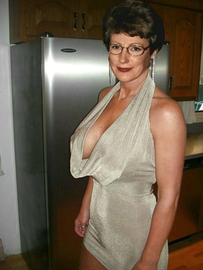 25P Dirty dressed matures