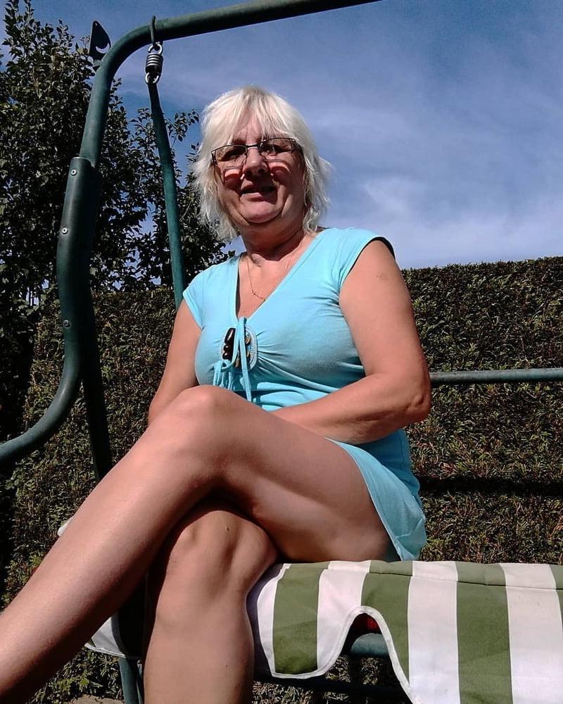 25P Dirty dressed matures