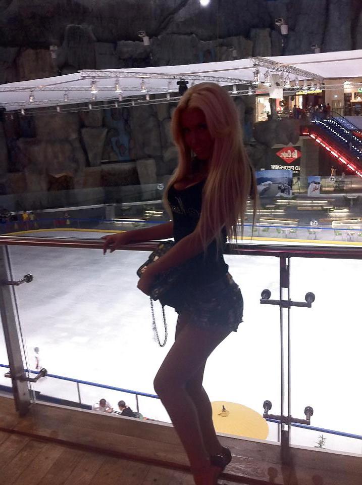 21P Bloond Serbian Slut.....