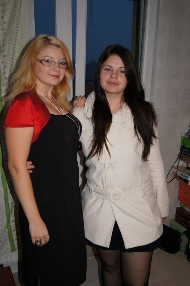 25P sexy females in tights pantyhose nylons 118