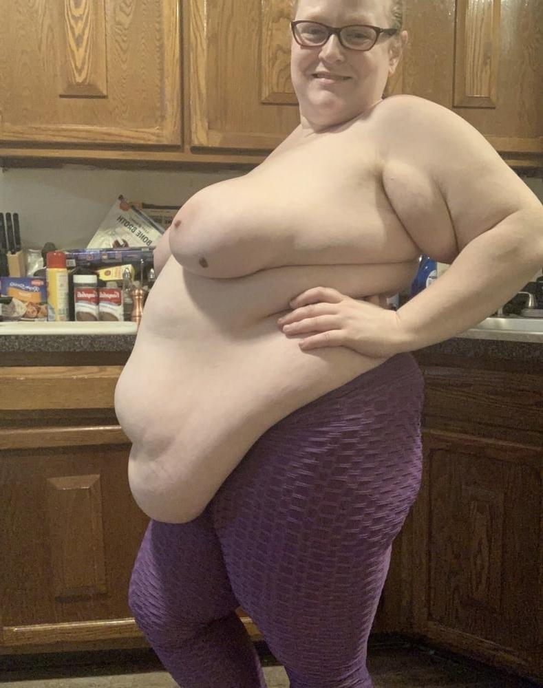 25P Fat Bellies I Wanna Rub My Dick On