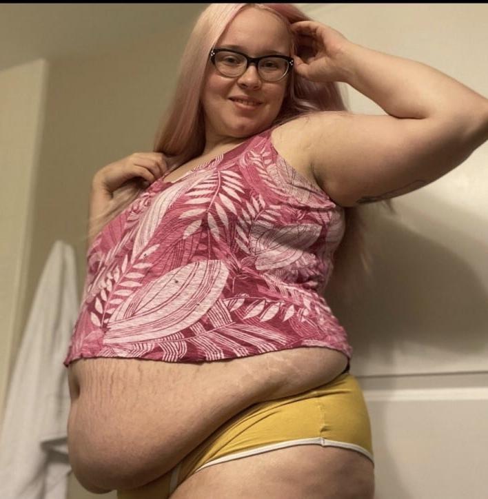 25P Fat Bellies I Wanna Rub My Dick On