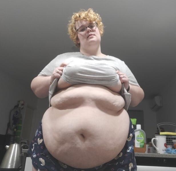 25P Fat Bellies I Wanna Rub My Dick On