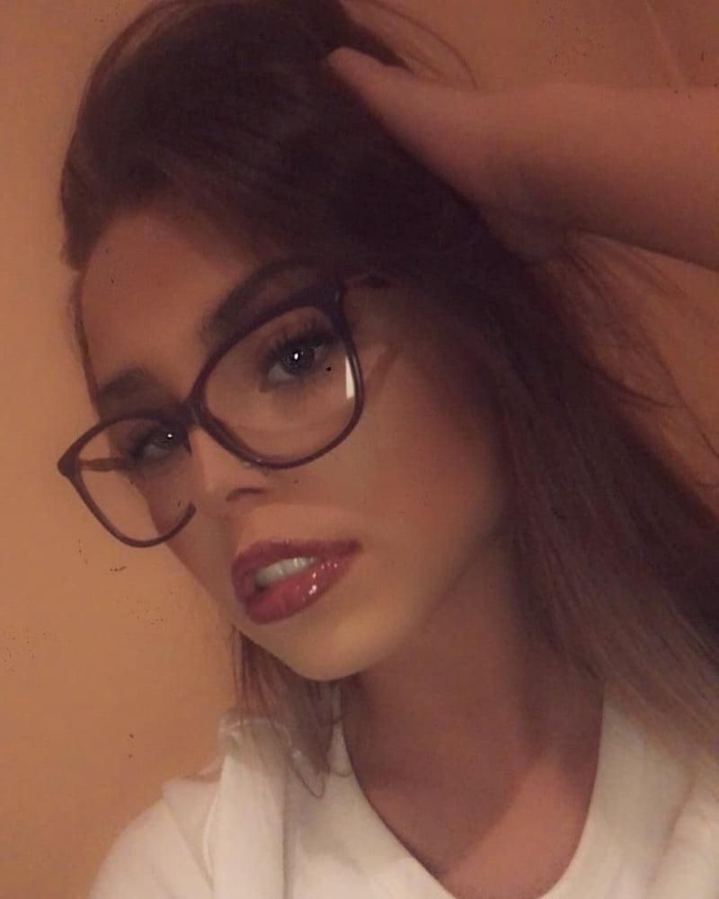 25P Serbian hot teen whore beautiful ass Jana Lazarevic
