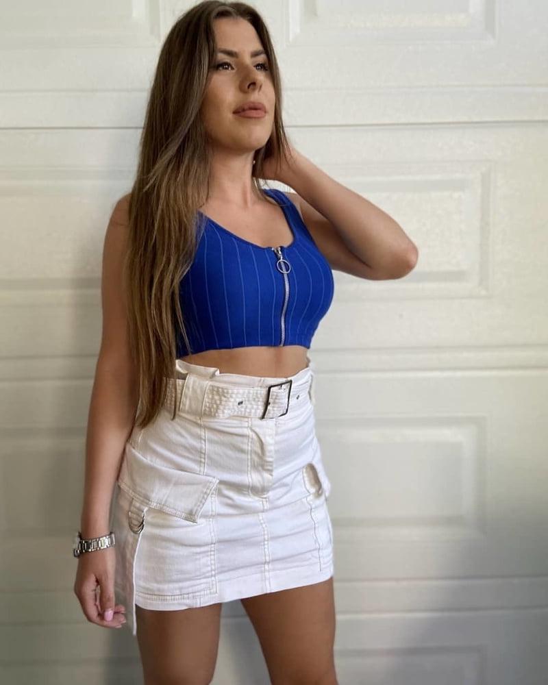 25P Serbian hot slut girl Saska Velickovic