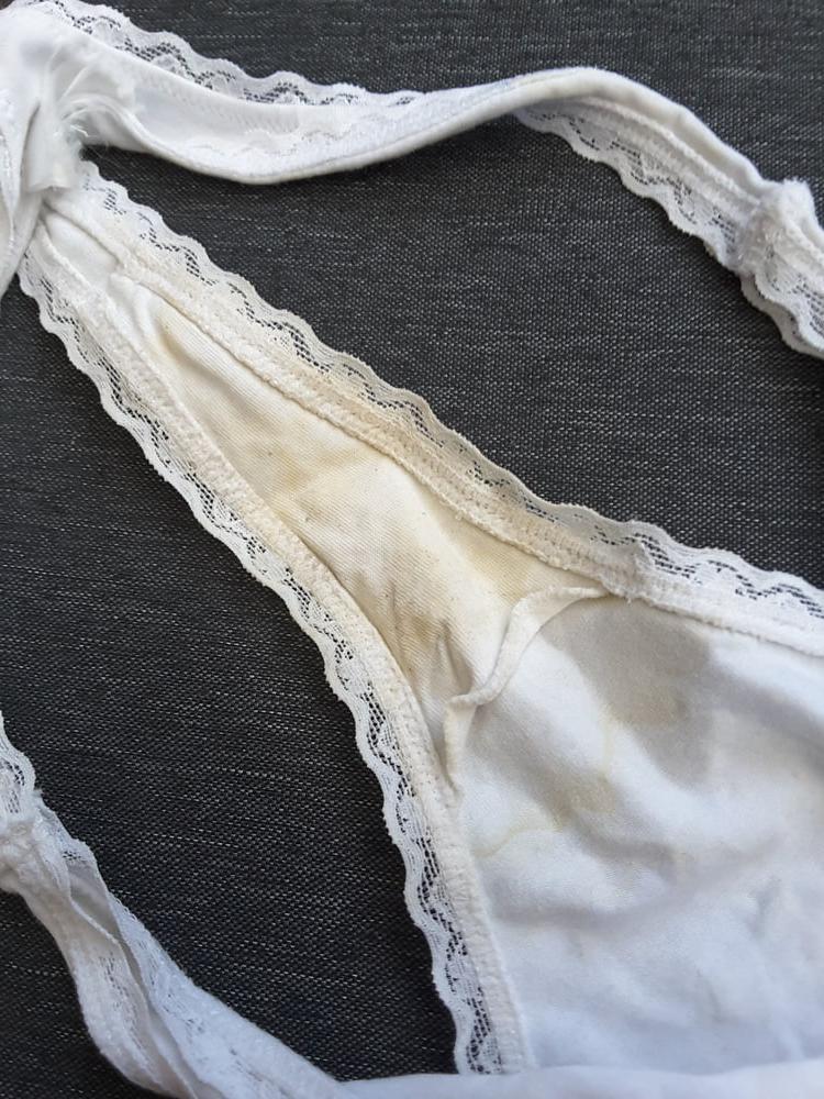 13P Her dirty panties 3