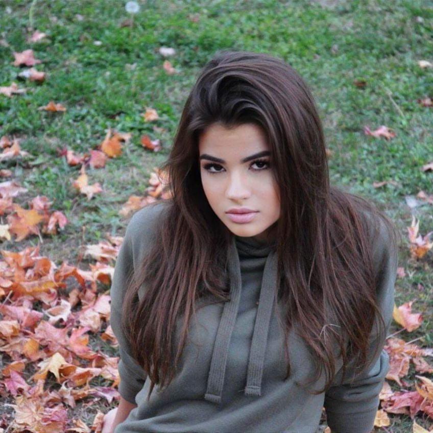 25P Serbian hot teen whore beautiful ass Ivona Stojanovic