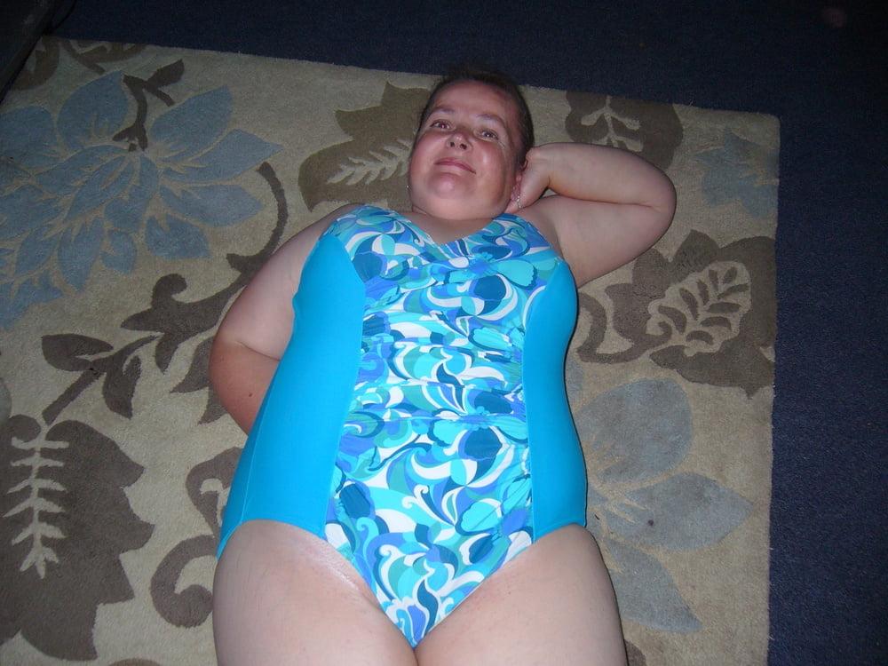 24P fatpig in  her swimwear