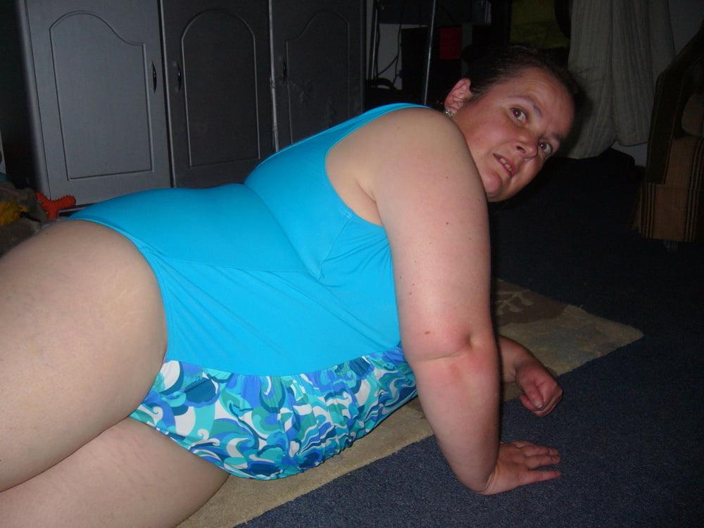 24P fatpig in  her swimwear