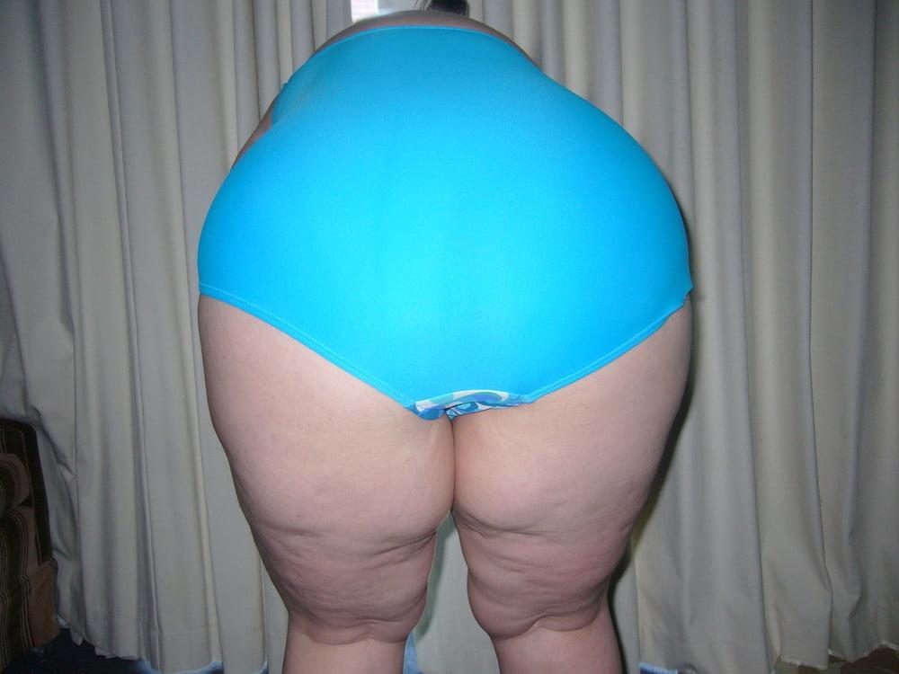 24P fatpig in  her swimwear